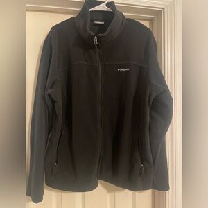 Columbia Black Outerwear